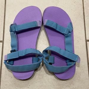 Teva sandal